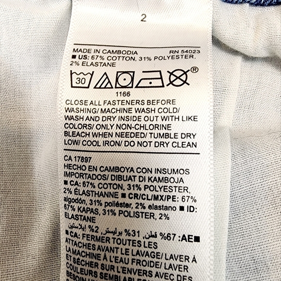 Old Navy Power Slim Straight Mid Rise Crop Jeans - Picture 10 of 12